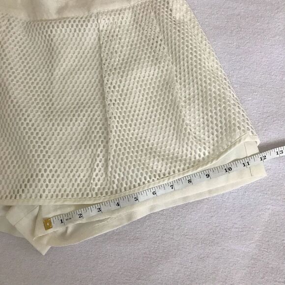 J.O.A Los Angeles White Shorts Net Outer Style Medium - Picture 11 of 12